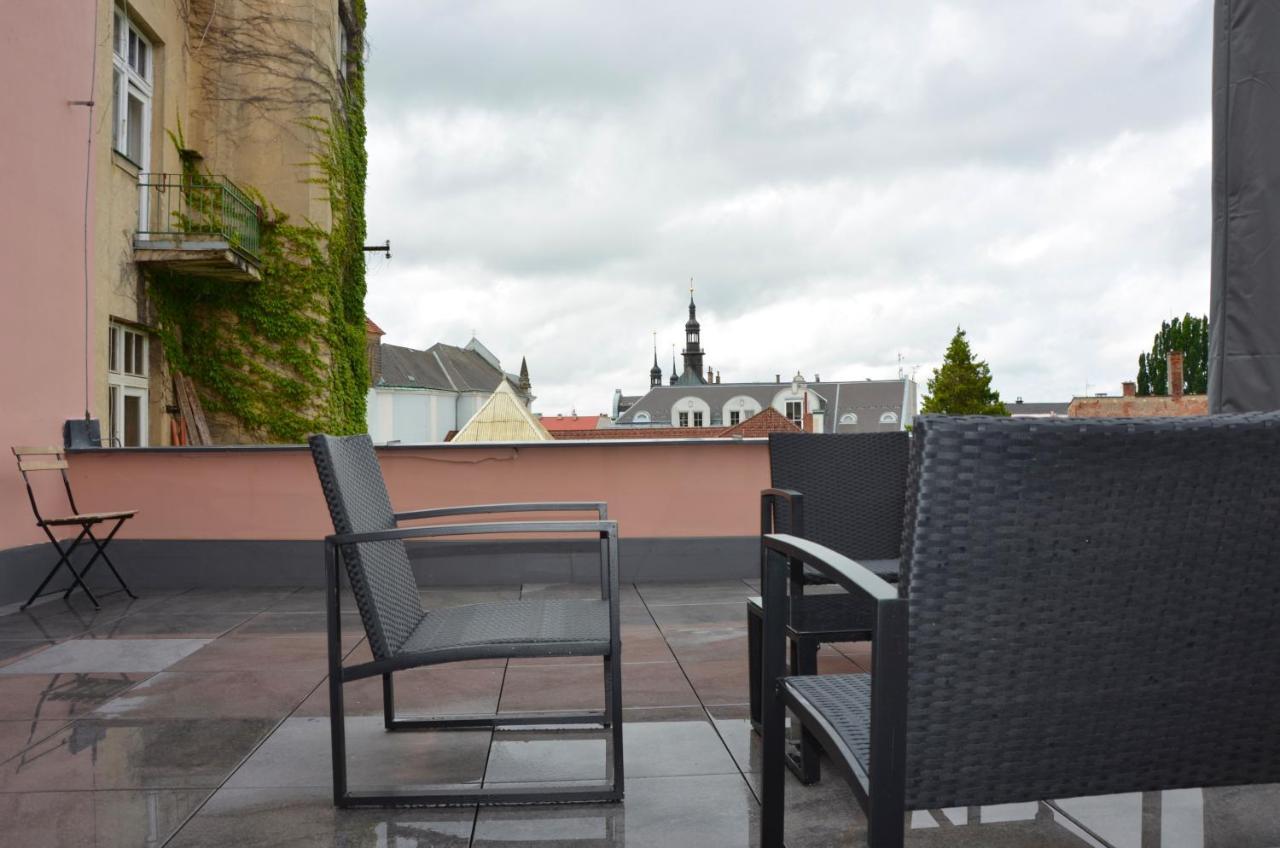 Bohemia 4*