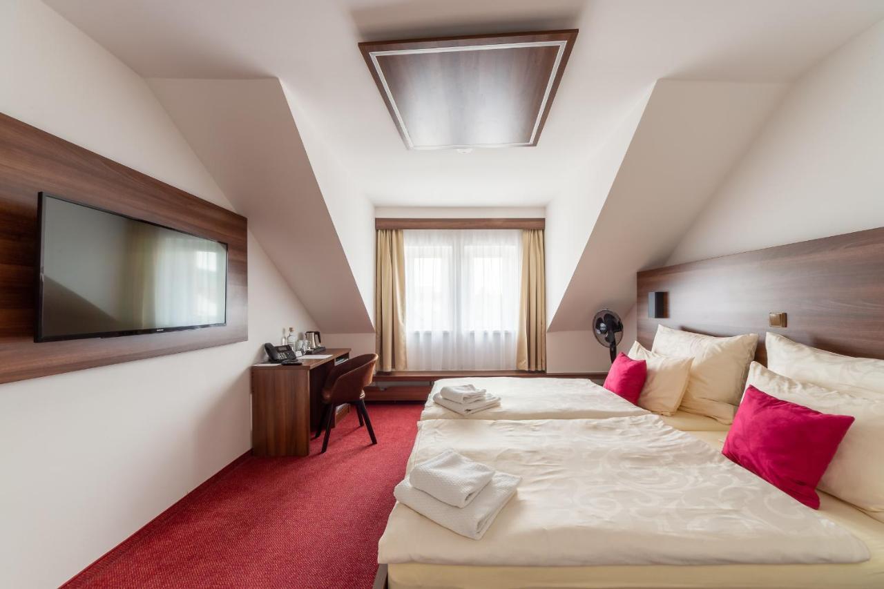 Bohemia Hotel